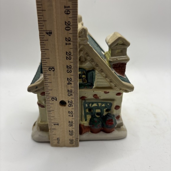 Greenbrier International Ceramic Christmas Decor Village House - Picture 8 of 8